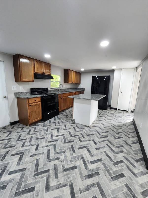 14851 DADE ST, Dade City, FL 33523