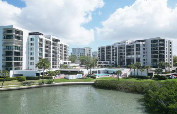 8 BELLEVIEW BLVD #702, Belleair, FL 33756