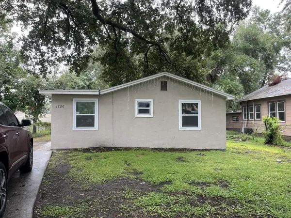 1720 GRANVILLE CT S, St Petersburg, FL 33701