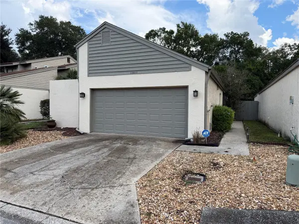 13811 LAZY OAK DR #21, Tampa, FL 33613