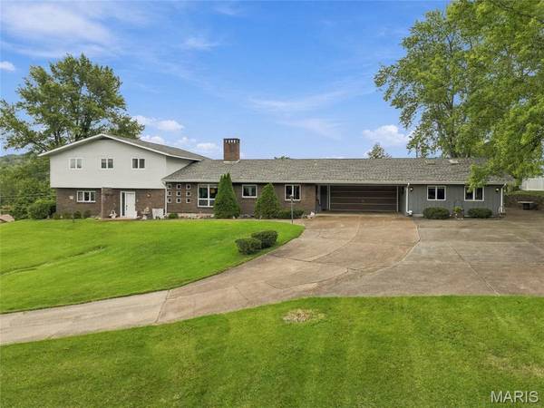 322 W 12th ST, Hermann, MO 65041