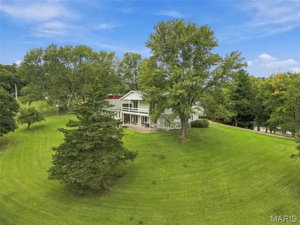 322 W 12th ST, Hermann, MO 65041