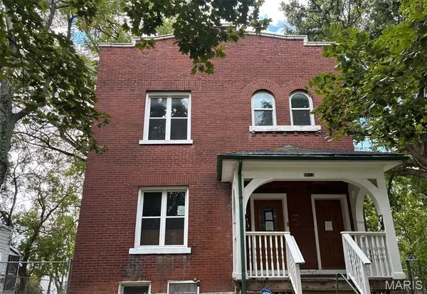 6512 Crest AVE, St Louis, MO 63130