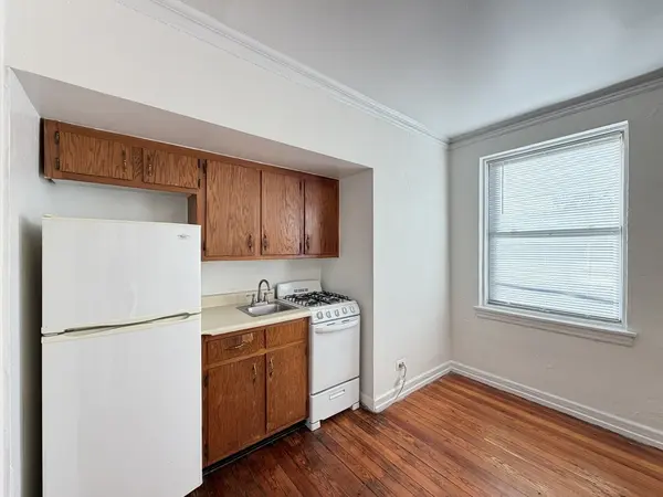 4060 N KENMORE AVE #211, Chicago, IL 60613