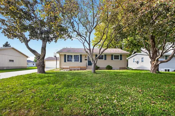803 4th AVE SE, Stewartville, MN 55976