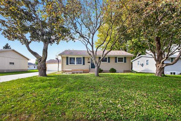803 4th AVE SE, Stewartville, MN 55976