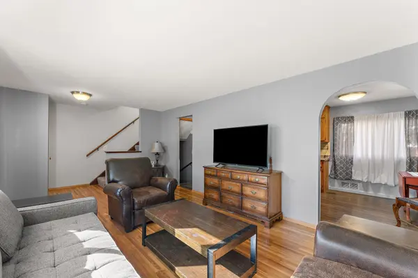 10426 6th ST NE, Blaine, MN 55434
