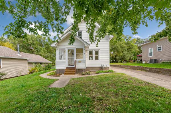 1427 Central AVE N, Faribault, MN 55021