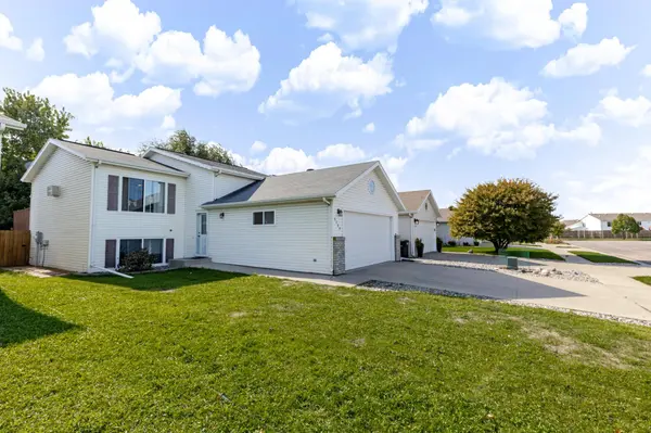 5134 7th LN S, Fargo, ND 58103