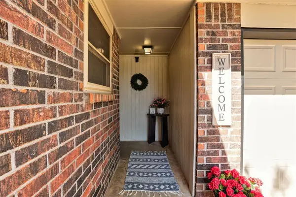 3419 E Noble DR, Edmond, OK 73034