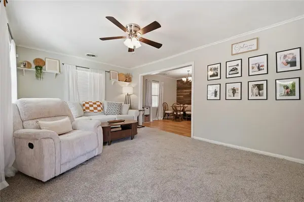1109 E Oak ST, El Reno, OK 73036