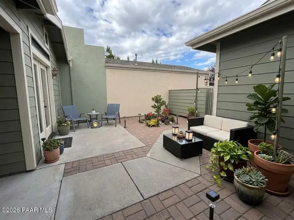 3347 Iris LN, Prescott, AZ 86305