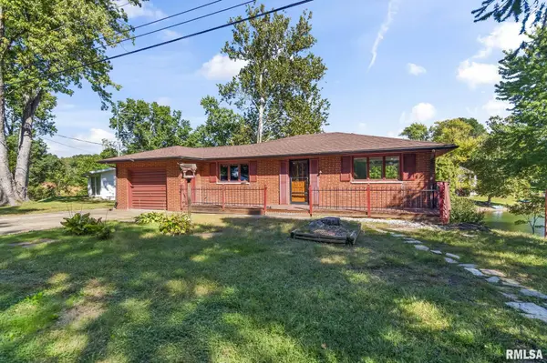 34 APPLE LN, Petersburg, IL 62675