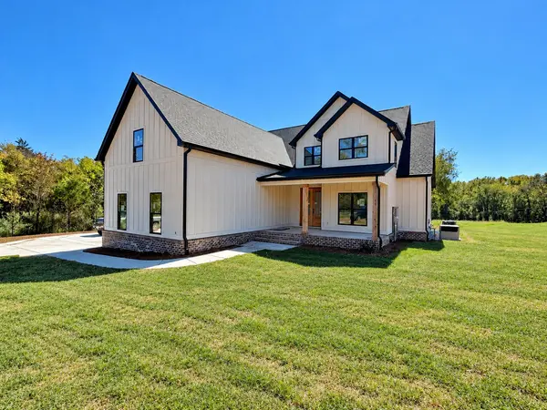 3261 Sulphur Springs Rd, Murfreesboro, TN 37129
