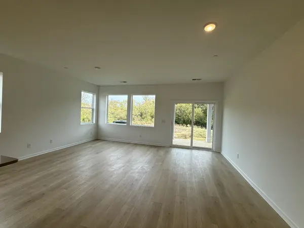 1172 Old Creek Bend, Gallatin, TN 37066