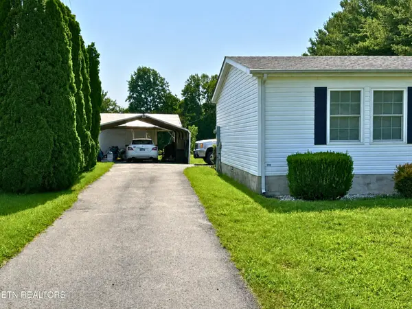 10106 Spring Creek Rd, Cookeville, TN 38506