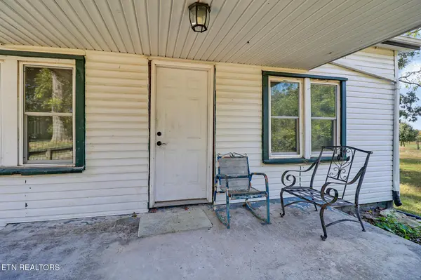580 Eastland Cemetery Rd, Sparta, TN 38583