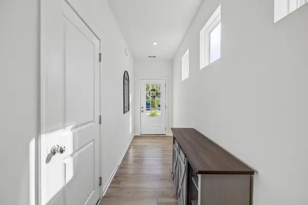 229 Emmett Dr, White House, TN 37188