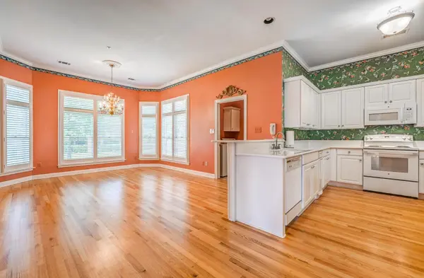 1731 CONSTABLE CT, Collierville, TN 38017