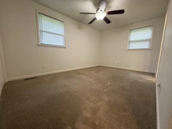 4700 Leanna Rd #E, Murfreesboro, TN 37129