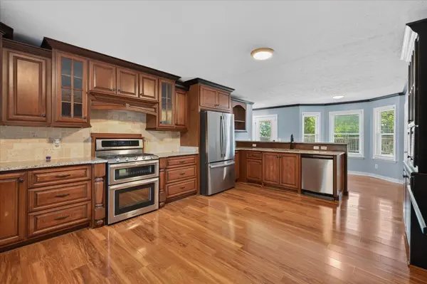 402 Pointe Clear Dr, Smyrna, TN 37167
