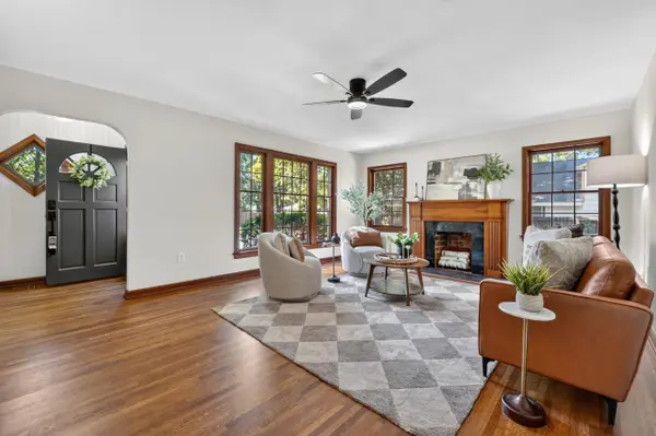 3426 E Navajo Ln, Wichita, KS 67216
