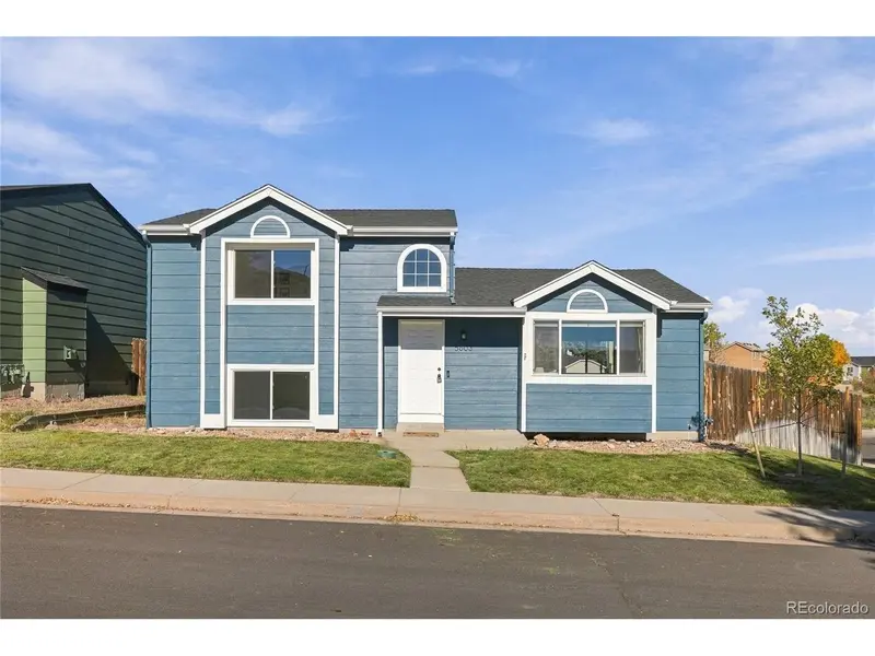 5803 Whitechapel, Castle Rock, CO 80104