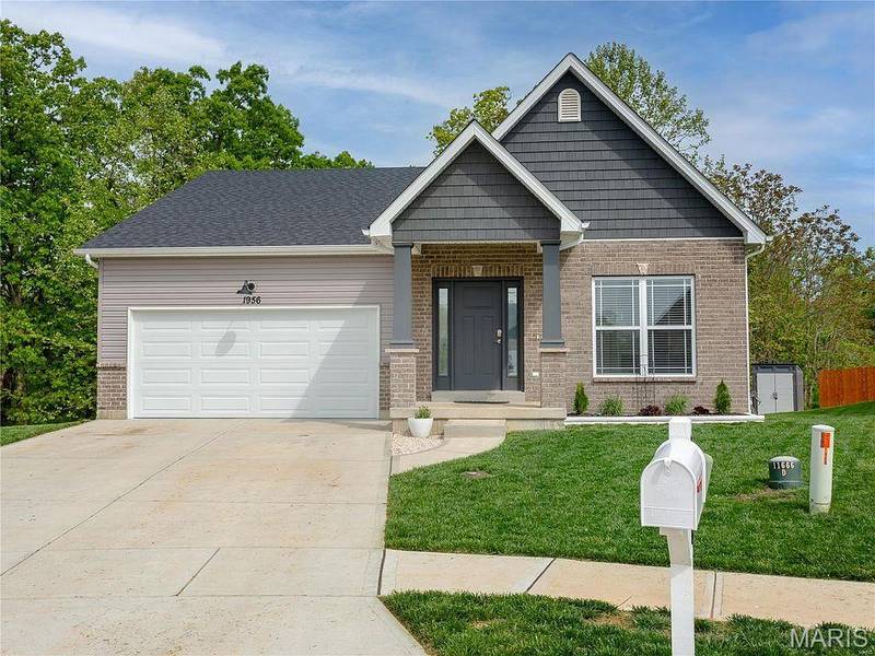 1956 Masters DR, Festus, MO 63028