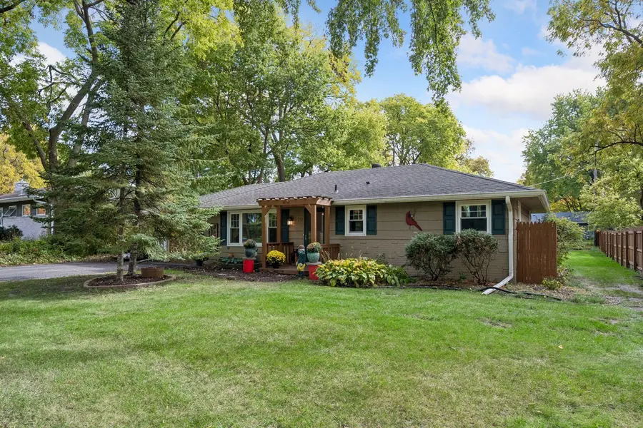 2157 Grand AVE, Long Lake, MN 55356