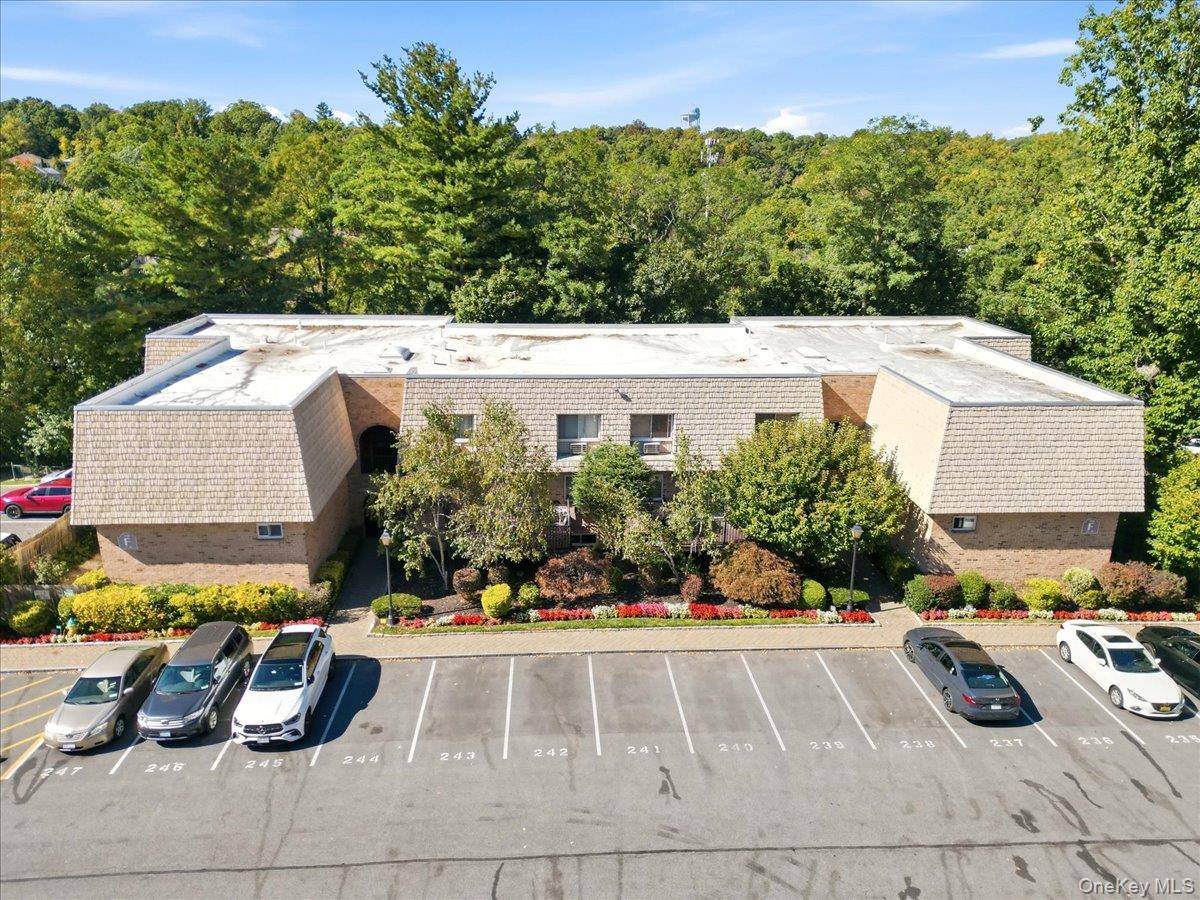 330 Central Park AVE #F12, Scarsdale, NY 10583