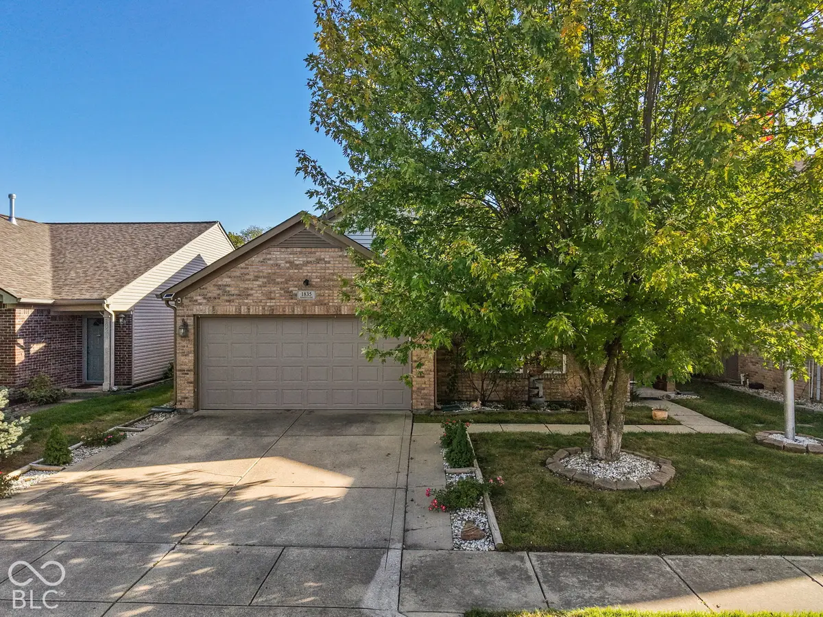 1835 Sonesta LN, Indianapolis, IN 46217