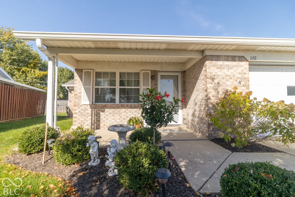 1176 E Apple Lake DR, Greenfield, IN 46140