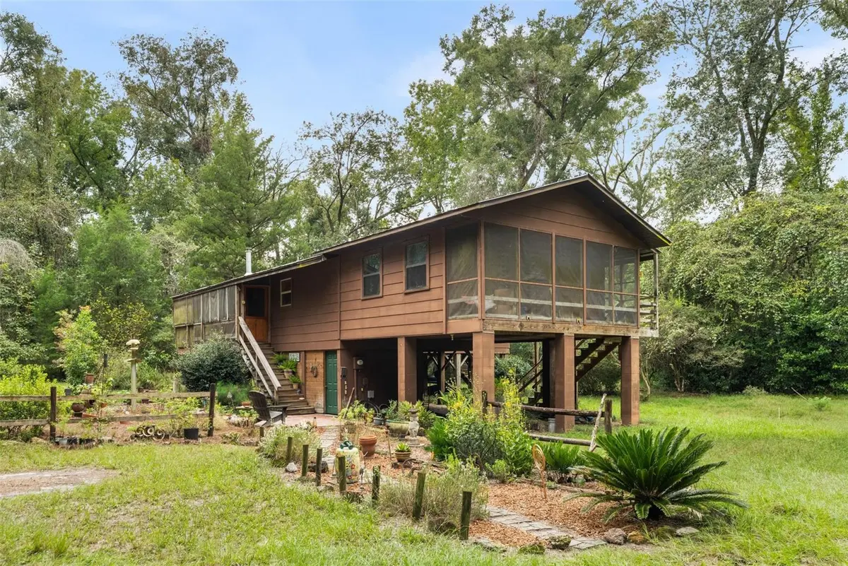 568 SW RATTLESNAKE GLN, Fort White, FL 32038