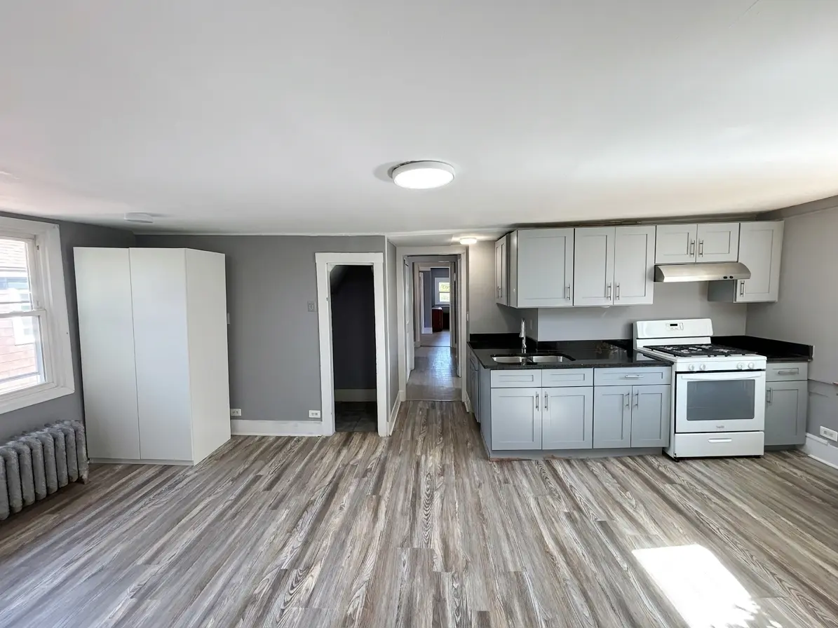 1228 Oak AVE #3, Evanston, IL 60202