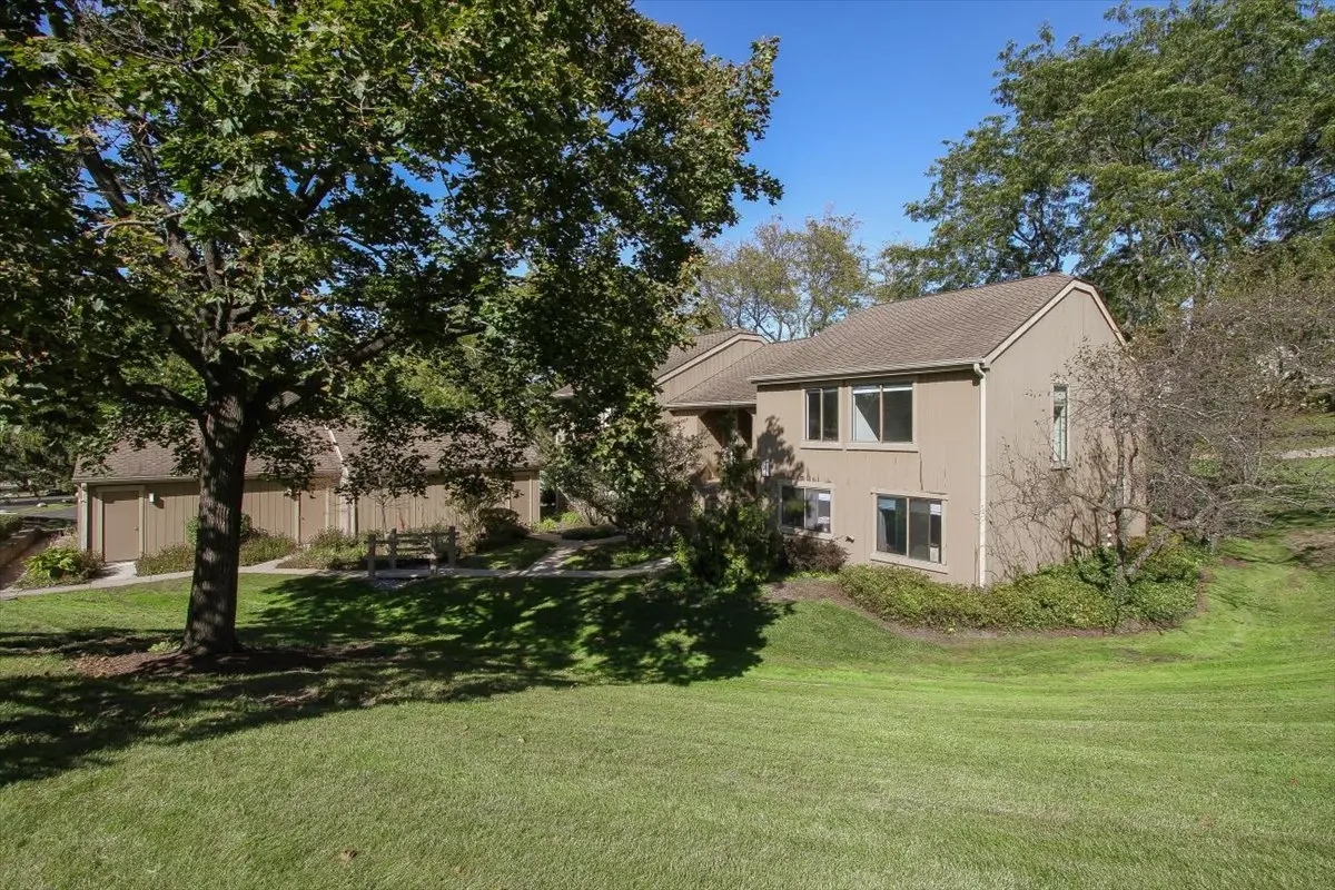 746B Oak Hill RD #C485SFR, Lake Barrington, IL 60010