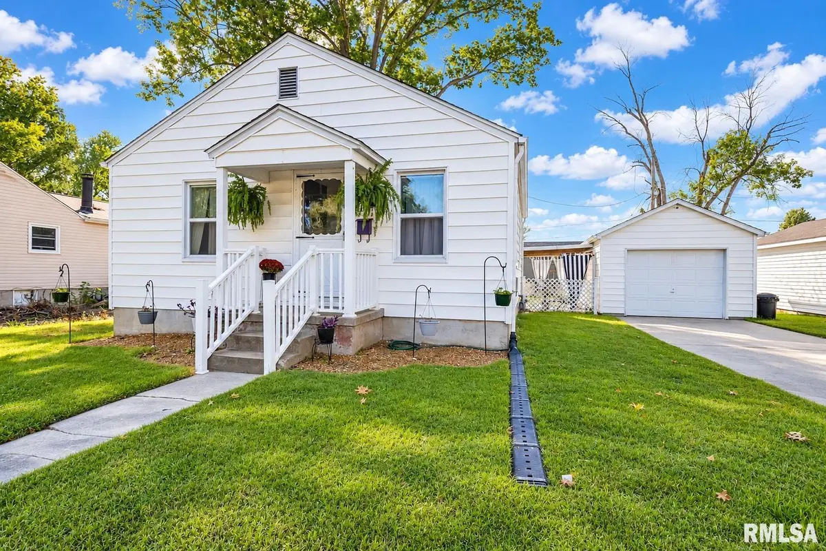 318 S 3RD ST, Marion, IL 62959