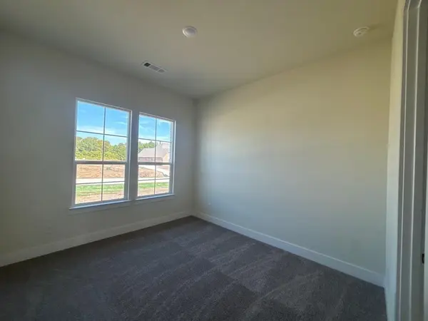 701 Deer Dale Court, Van Alstyne, TX 75495