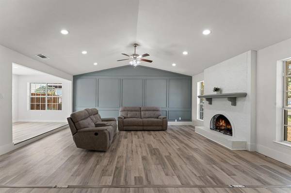 1714 Baylor Drive S, Richardson, TX 75081