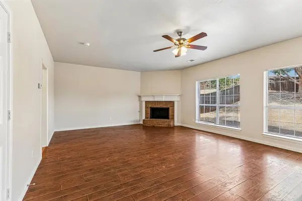 1809 Morning Glory Drive, Corinth, TX 76210