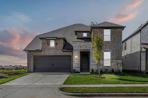 2126 Bloomsbury Lane, Forney, TX 75126