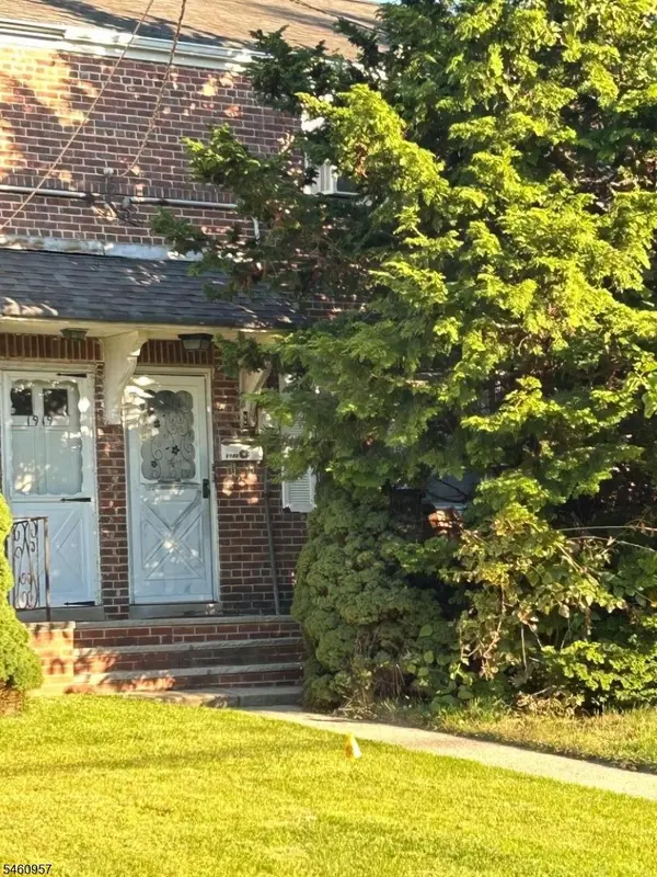 1921 Mildred Ave, Linden City, NJ 07036