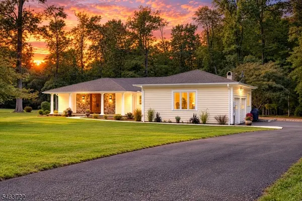 64 Dogwood Ter, Long Hill Twp., NJ 07946