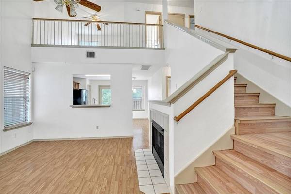 1405 Scottsdale DR, Leander, TX 78641