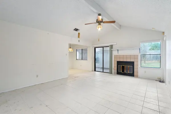 2614 Aylesbury LN, Austin, TX 78745