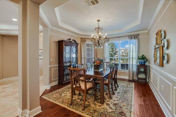 214 Goose Island DR, Georgetown, TX 78633
