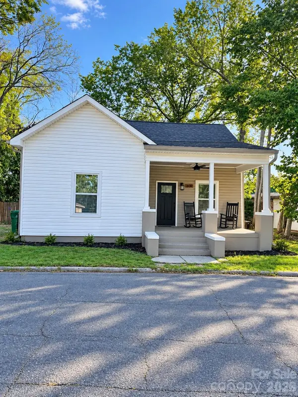 302 Cedar ST, Lancaster, SC 29720