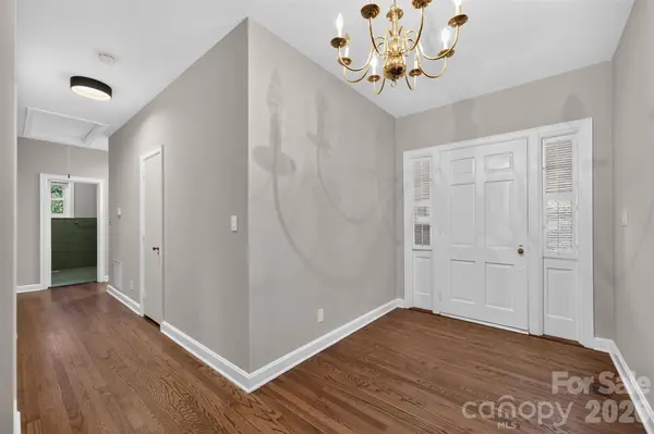356 7th AVE NE, Hickory, NC 28601