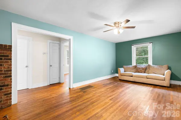 6048 Sugar Loaf RD, Connelly Springs, NC 28612