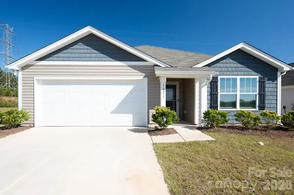 1021 Foxberry LN, Maiden, NC 28650