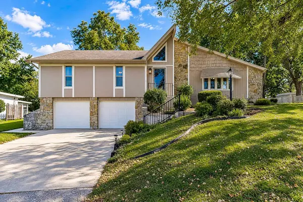 212 L ST, Lake Lotawana, MO 64086